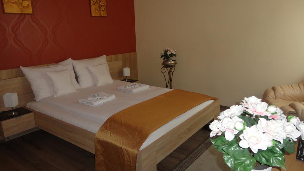 Hotel Centrum سيغيد المظهر الخارجي الصورة