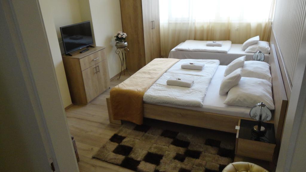 Hotel Centrum سيغيد المظهر الخارجي الصورة