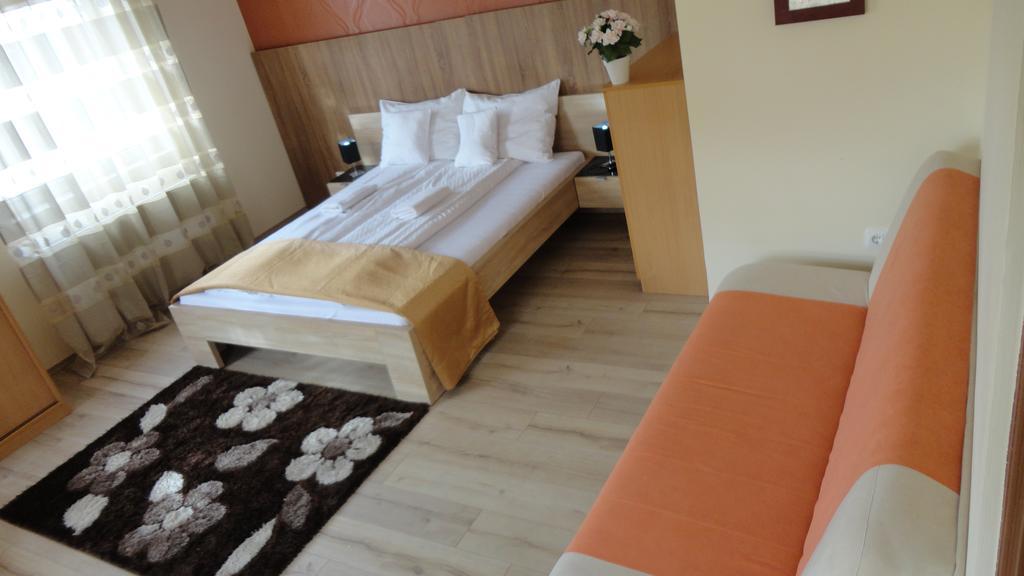 Hotel Centrum سيغيد المظهر الخارجي الصورة