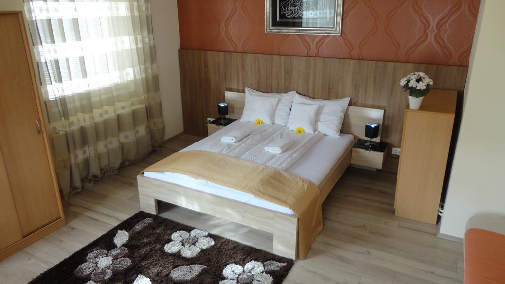 Hotel Centrum سيغيد المظهر الخارجي الصورة